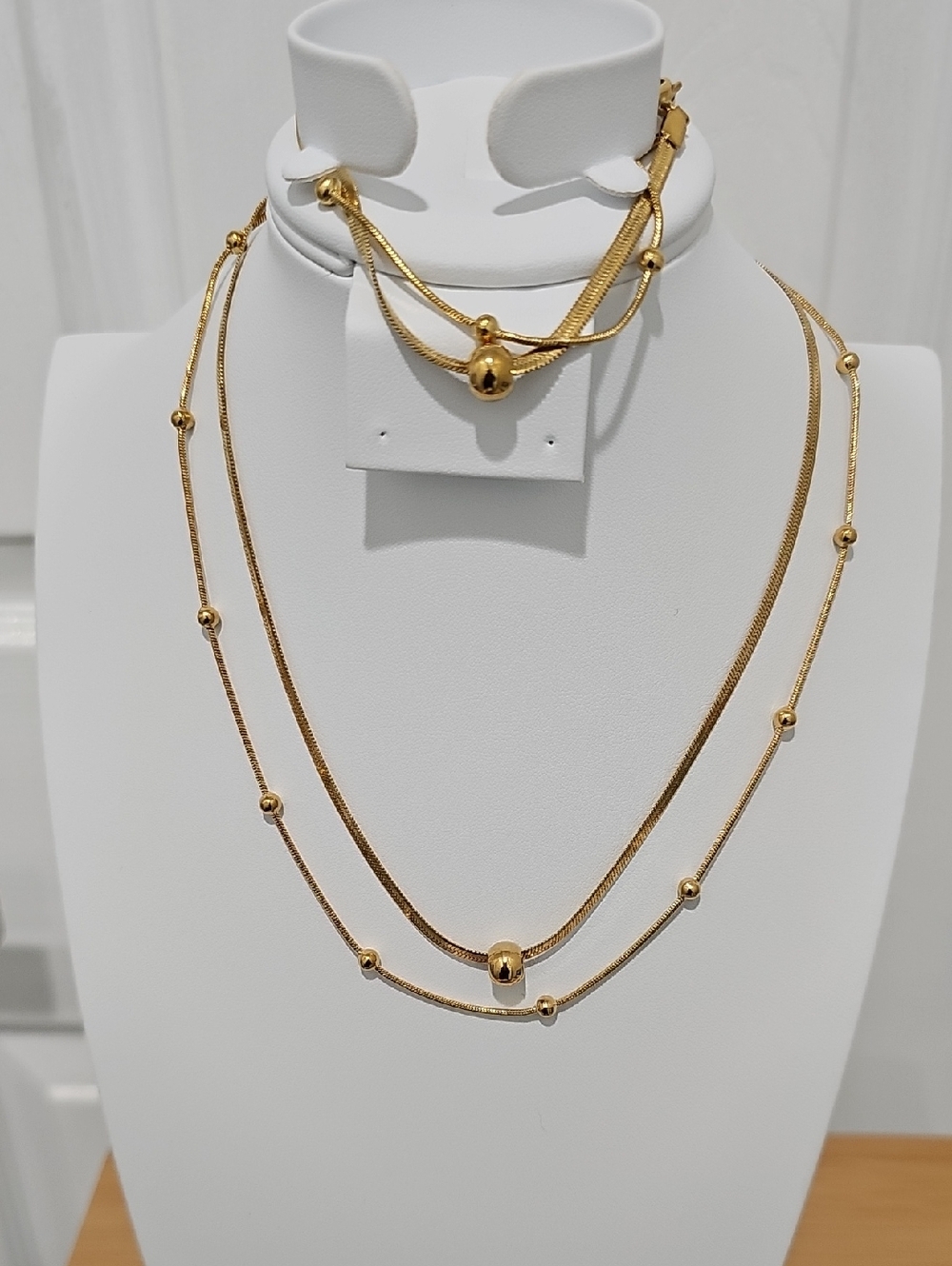 Elegant 18k Gold Layered Bead Necklace
